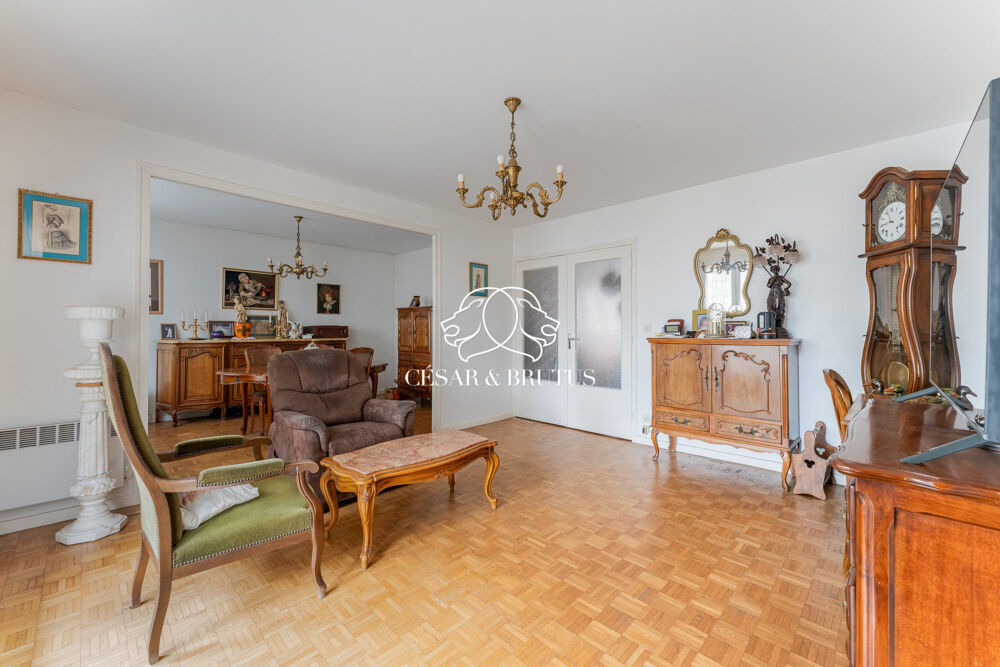 Appartement avec balcon et place de parking