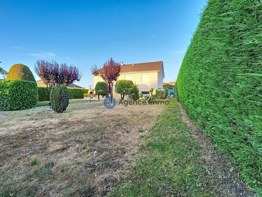 Vente Maison Maison à vendre CHATEAU LA VALLIERE Chateau la valliere