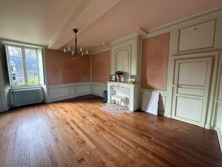  Propriété/château à vendre 13 pièces 380 m²
