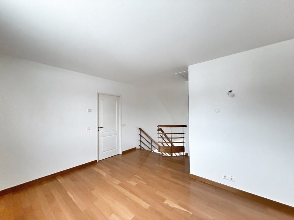 � vendre  Maison Ornex (01210)