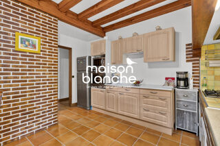  Maison à vendre 14 pièces 422 m²