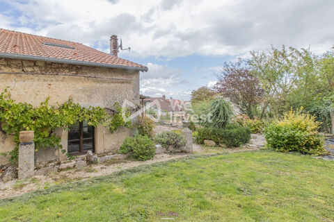   Maison - 170 m² - 6 pièces - garage et jardin Maison - 6 pièce(s) - 170 m²