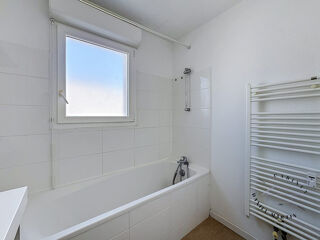  Appartement à louer 3 pièces 64 m²