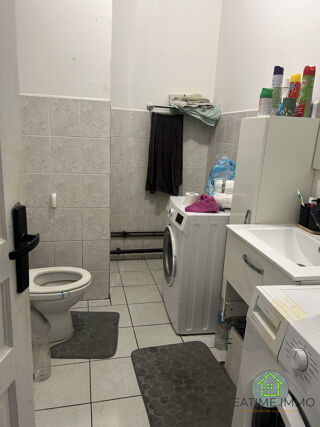  Immeuble � vendre 791 m�