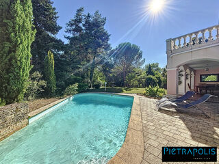  Maison � vendre 9 pi�ces 278 m�