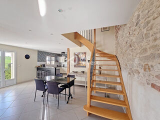  Maison à vendre 14 pièces 374 m²