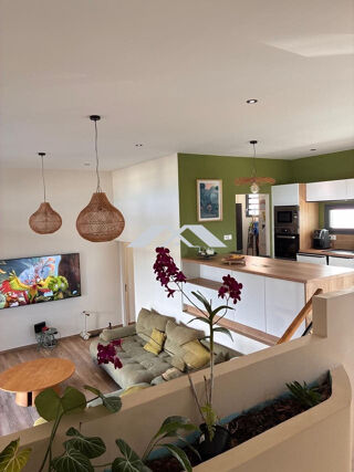  Maison à louer 5 pièces 170 m²