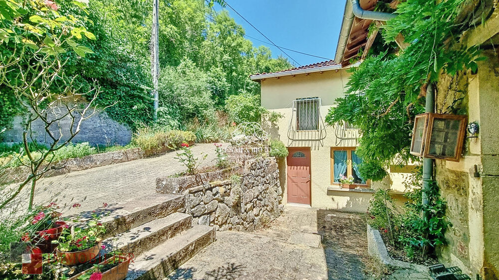 à vendre  Maison Vaux-en-Beaujolais (69460)