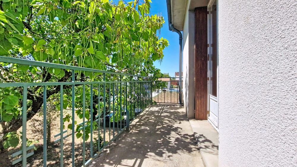 Appartement de Type 4 avec garage et balcon