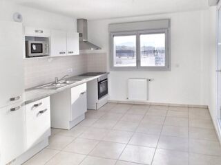  Appartement  vendre 4 pices 76 m