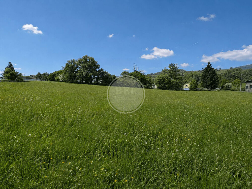   terrain plat 