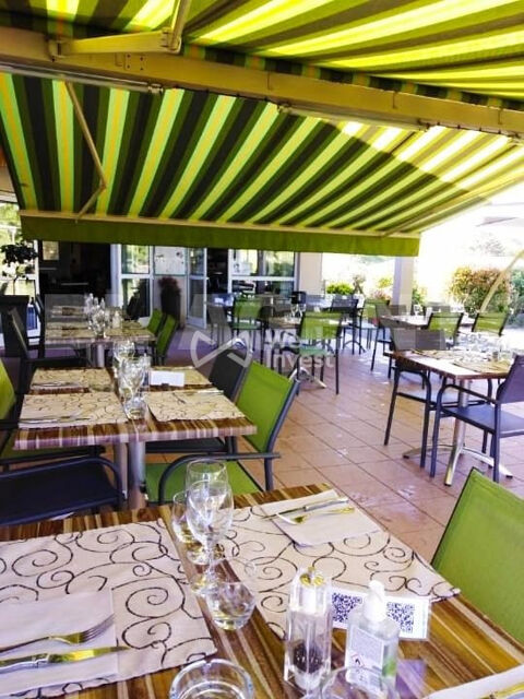 RESTAURANT Murs et fonds de commerce &agrave; 5 minutes de Villefranch 380000 12200 Toulonjac