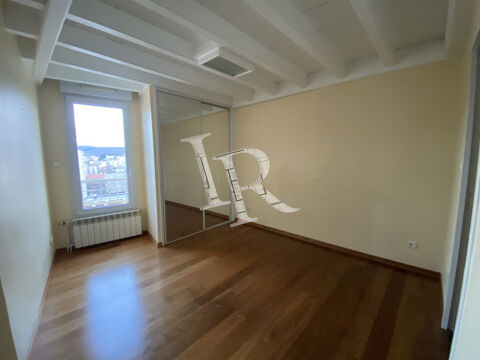  Appartement � louer 3 pi�ces 91 m�