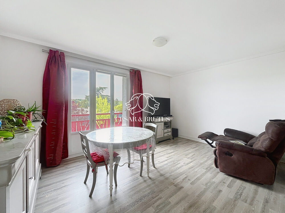 PONT-EVEQUE CENTRE - T3 - 58m² - GARAGE ET CAVE