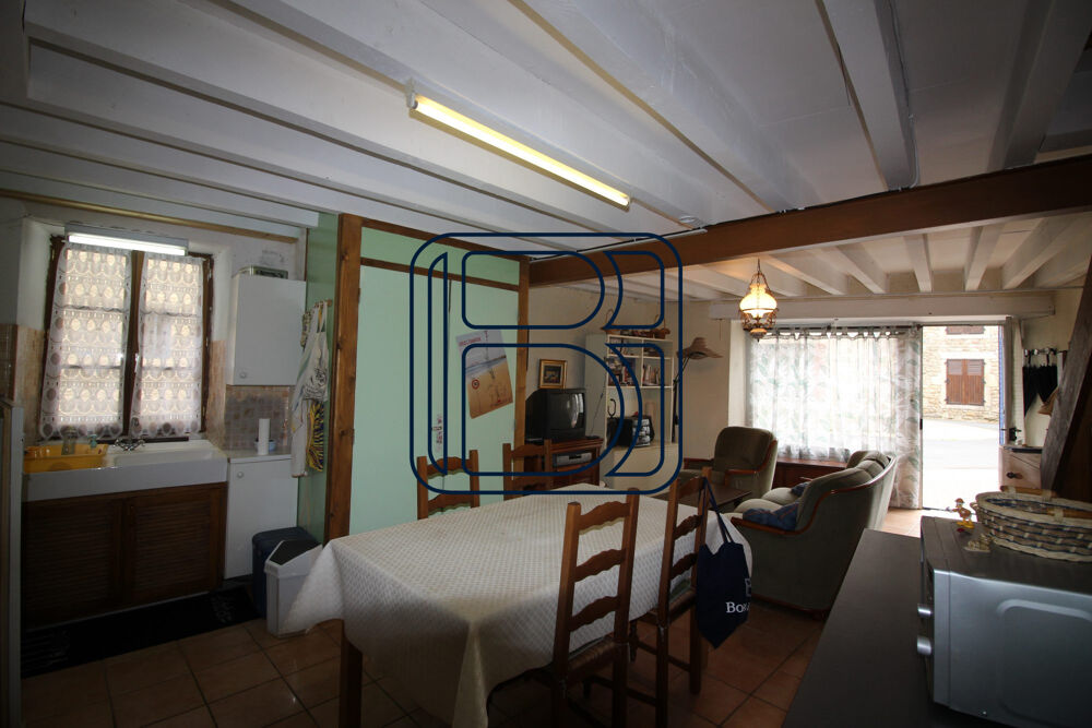 Maison de bourg avec garage non attenant