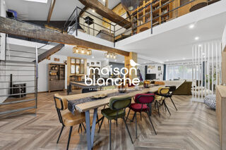 Maison 12 pièces 466 m² · à Saint-Émilion · 466 m² · 749 000 €