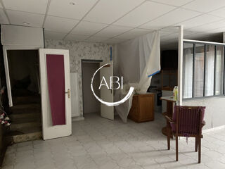  Immeuble � vendre 349 m�