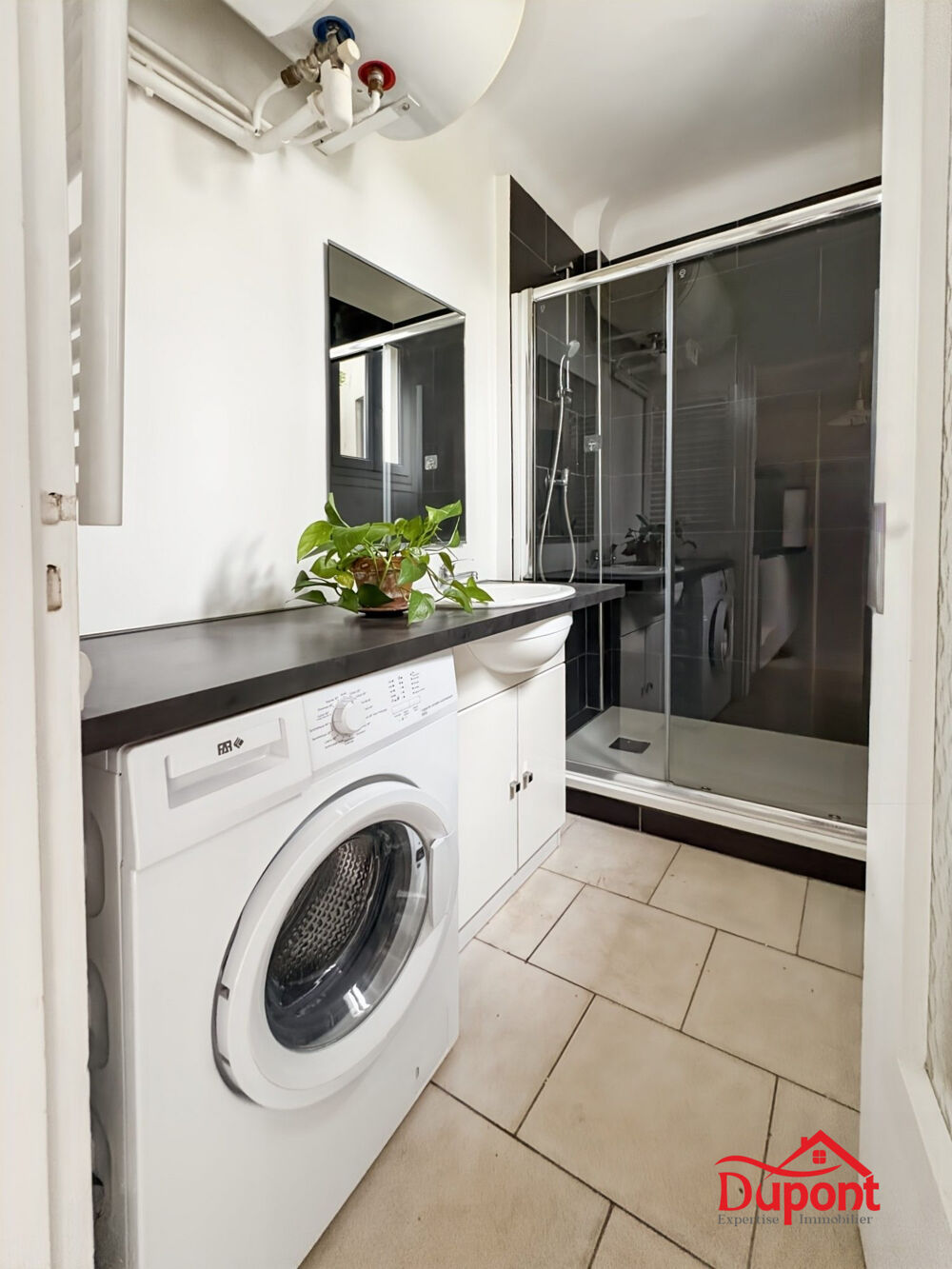 beau studio aux porte de Paris