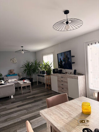 Vente Appartement T3 avec jardin, balcon et place de parking Cranves-sales
