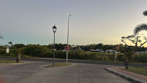   Terrain constructible de 1137m² à vendre à Saint-François 