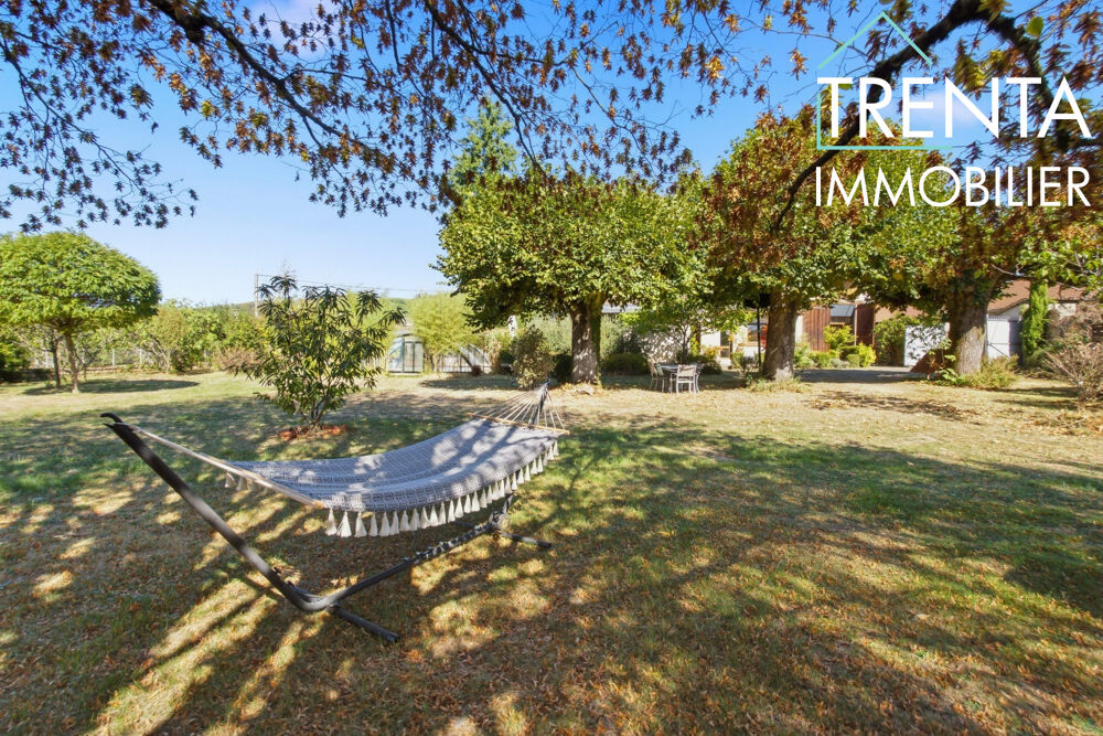 Vente Maison Charmante maison familiale de 250m2 sur une parcelle. de 2300 m2 Le grand-lemps