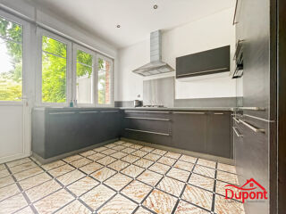  Maison � vendre 7 pi�ces 249 m�