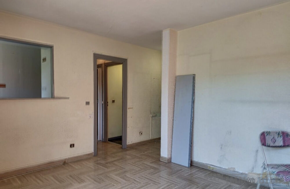 Vente Appartement Le Cros de Cagnes, à 100m des plages, face à la place St Pierr Cagnes-sur-mer