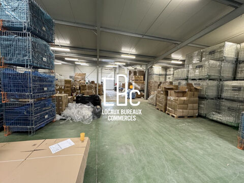   Saint Herblain - Local commercial 588 m² à louer 