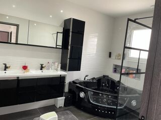  Maison � vendre 7 pi�ces 152 m�