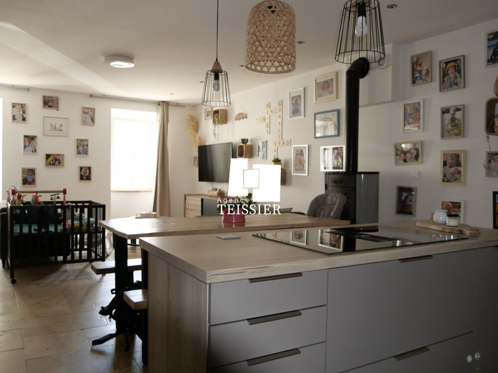 Vente Maison Sud Ardèche, 07460 Berrias et Casteljau, Maison de charme. Berrias-et-casteljau
