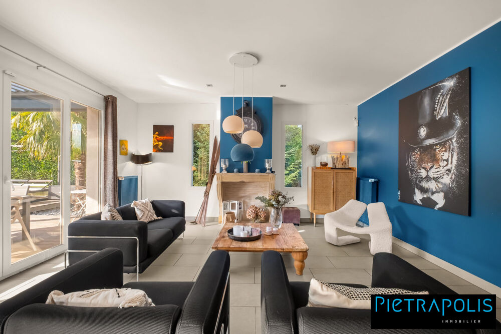 Vente Maison Maison contemporaine 5 chambres avec piscine et 1200m2 de terrai La tour-de-salvagny