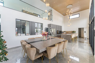  Maison � vendre 8 pi�ces 272 m�