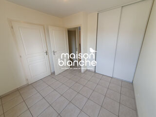  Appartement à louer 2 pièces 36 m²