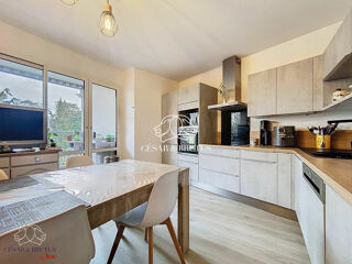  Appartement  vendre 4 pices 94 m