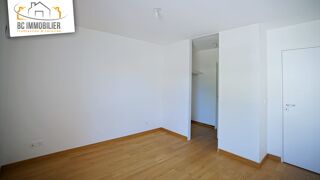  Appartement à louer 4 pièces 110 m²