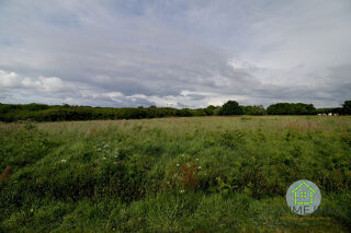  Terrain à vendre 9437 m²