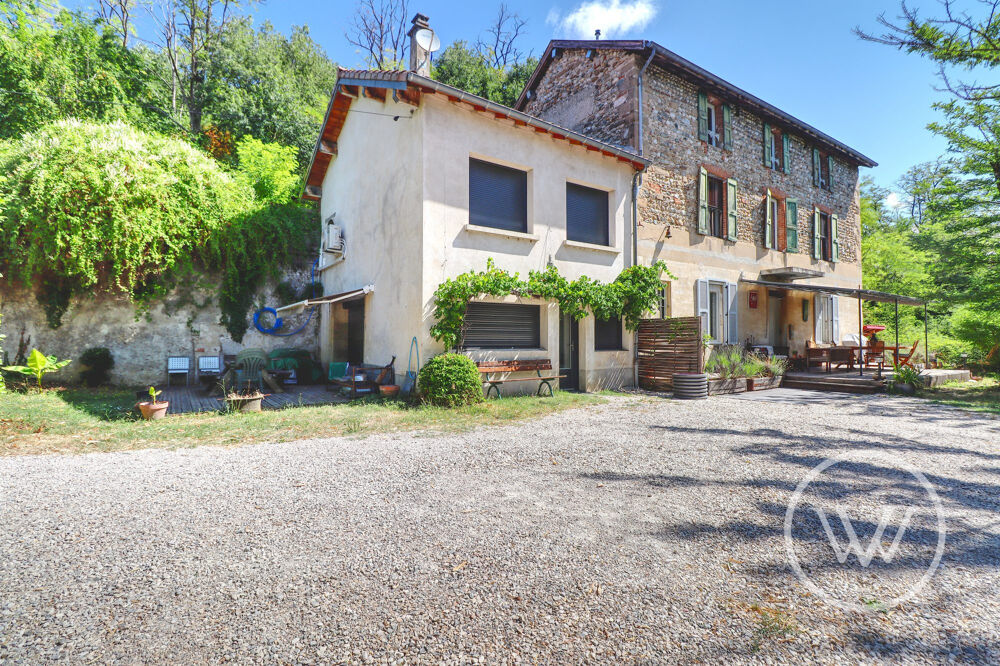 Maison 8 pièces 241 m² · à Romans-sur-Isère · 241 m² · 442 500 €