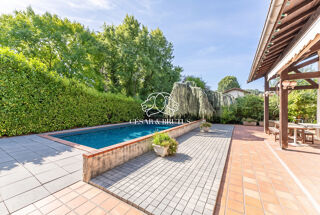 Maison à vendre 9 pièces 215 m²