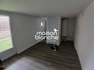  Maison à louer 2 pièces 66 m²