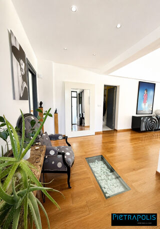  Maison à vendre 6 pièces 237 m²