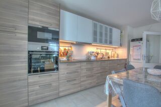  Appartement � vendre 3 pi�ces 65 m�