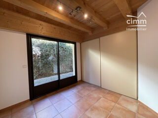  Maison à louer 4 pièces 192 m²