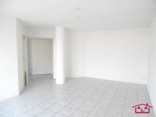  Appartement à louer 4 pièces 82 m²