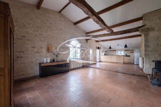 Maison à vendre 10 pièces 294 m²