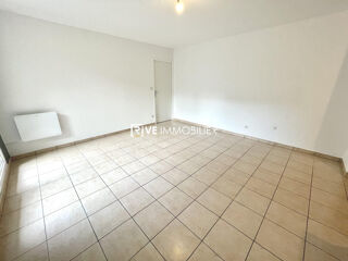  Appartement à louer 3 pièces 61 m²