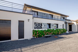  Maison à vendre 8 pièces 272 m²