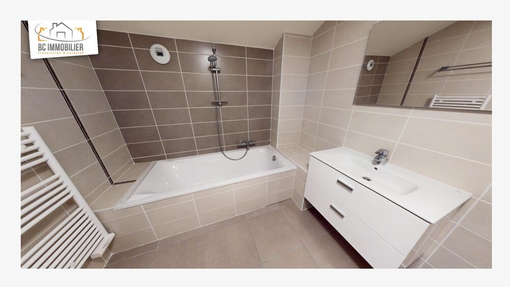 à vendre  Appartement Prévessin-Moëns (01280)