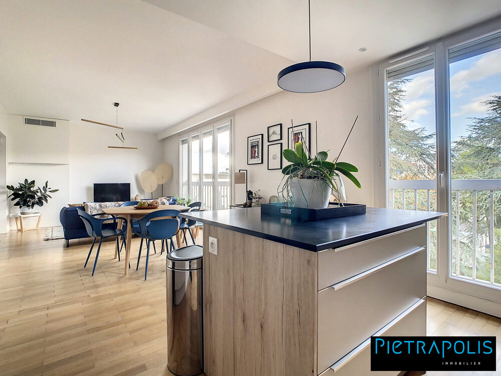 Vente Appartement T4 lumineux dernier tage, grande pice de vie, SDB, SDD , 2 W Tassin-la-demi-lune