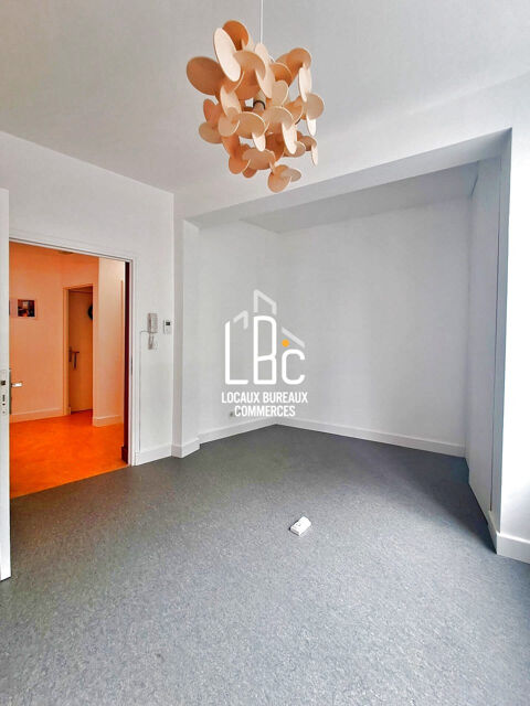 Nantes - &Agrave; louer bureau 12 m&sup2; 295 44100 Nantes
