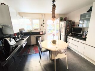  Maison � vendre 10 pi�ces 253 m�